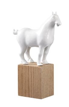 Statue cheval blanc